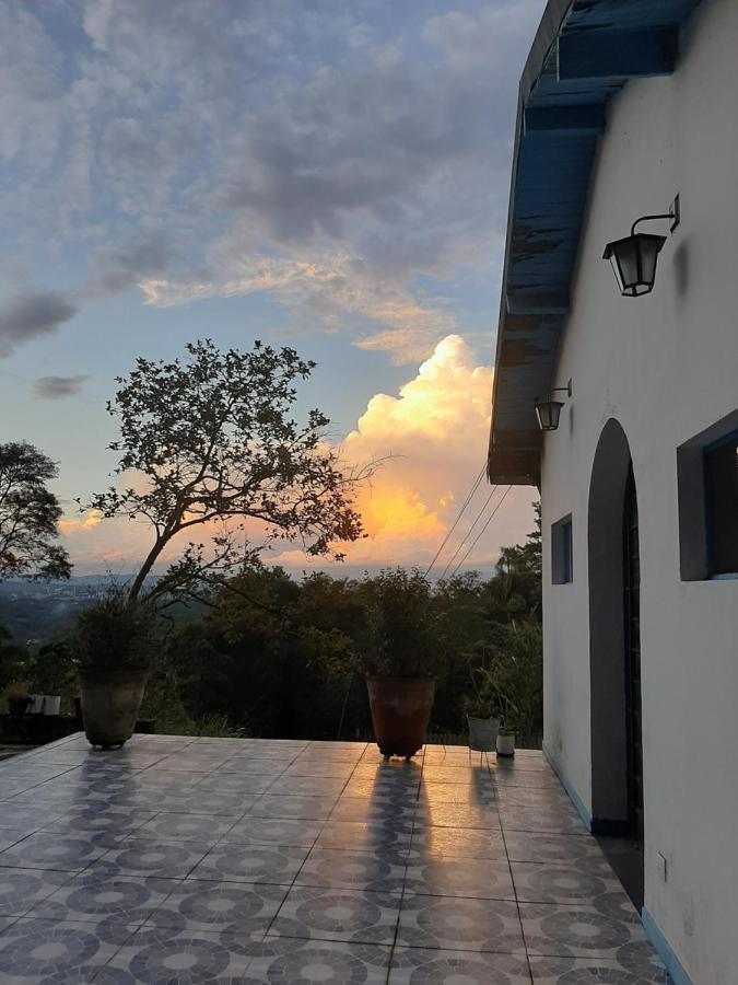 Manacas Da Serra *